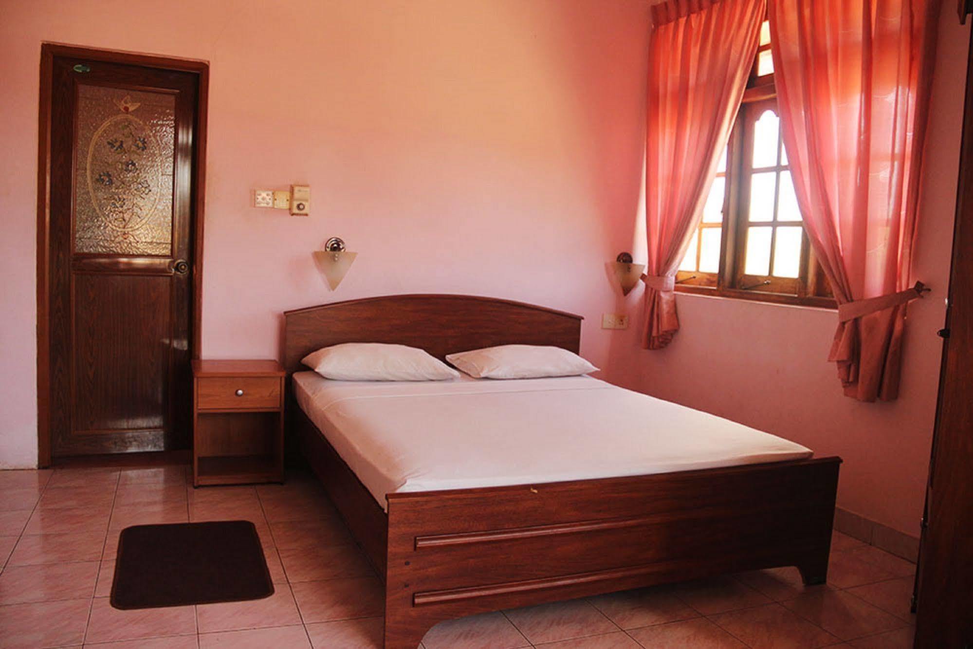 Hotel Red Rose Negombo Zewnętrze zdjęcie