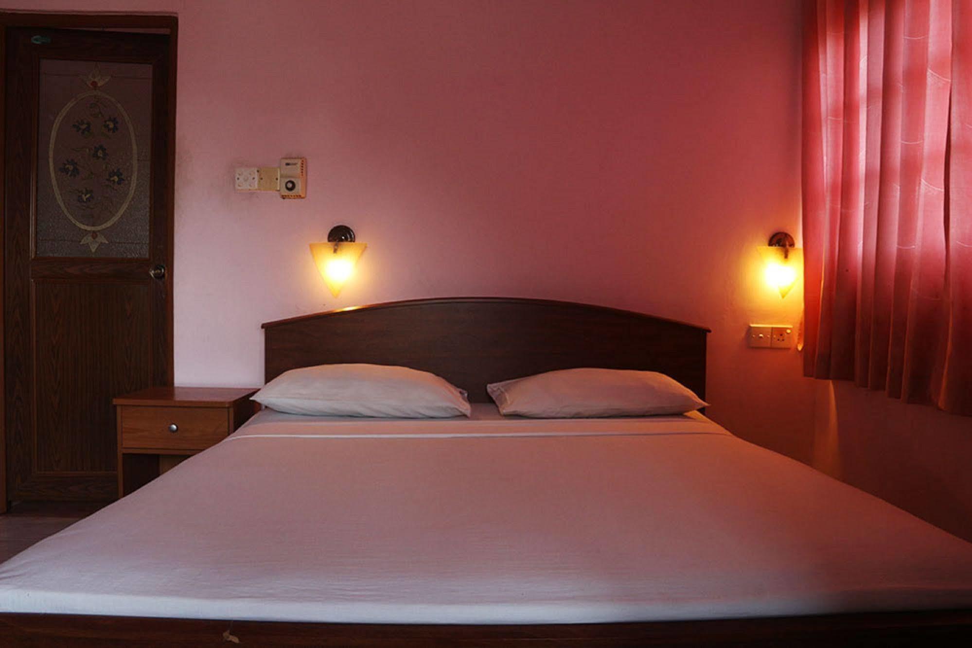 Hotel Red Rose Negombo Zewnętrze zdjęcie