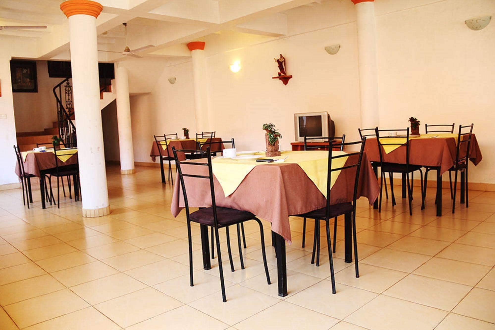 Hotel Red Rose Negombo Zewnętrze zdjęcie