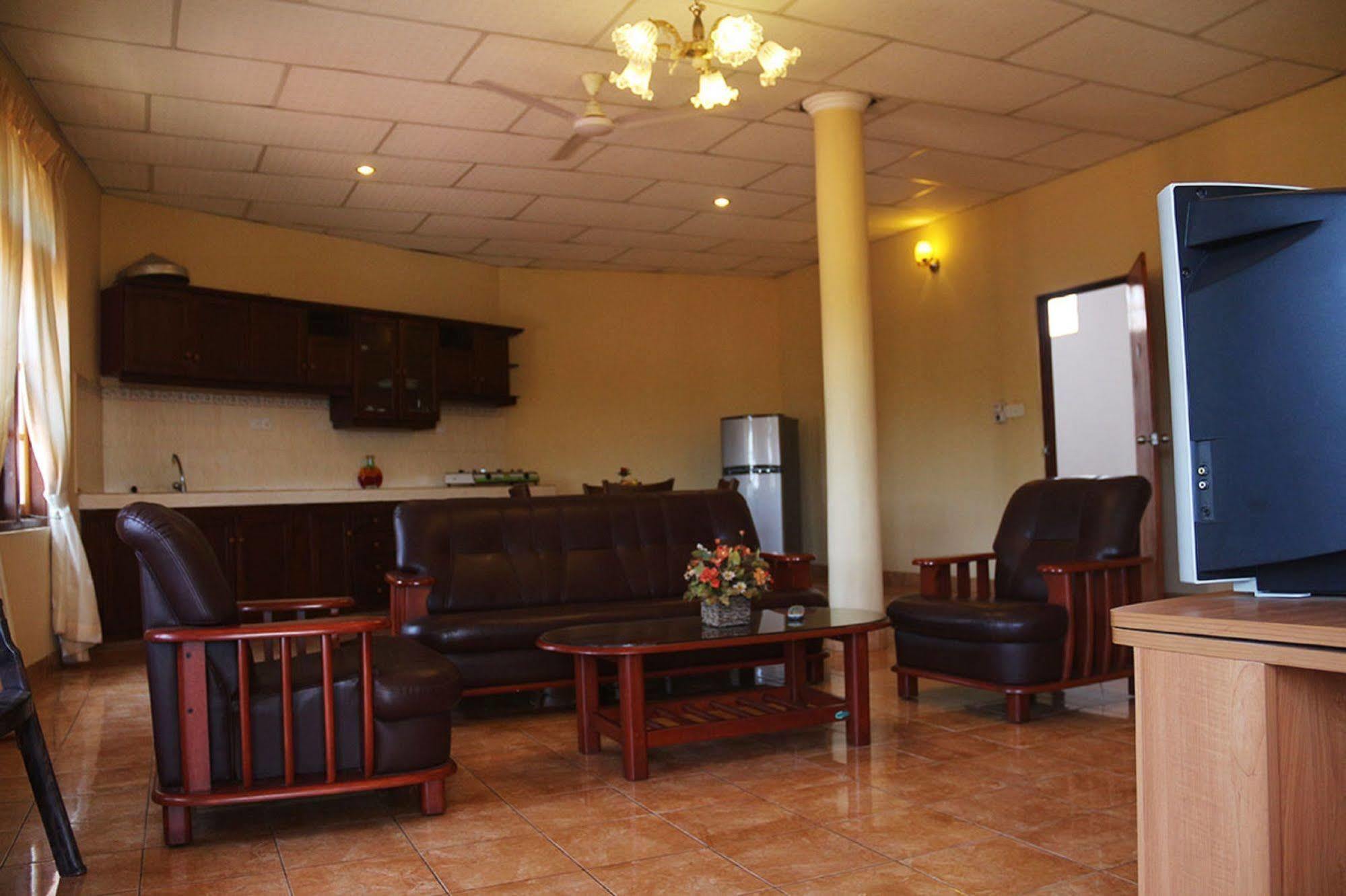 Hotel Red Rose Negombo Zewnętrze zdjęcie