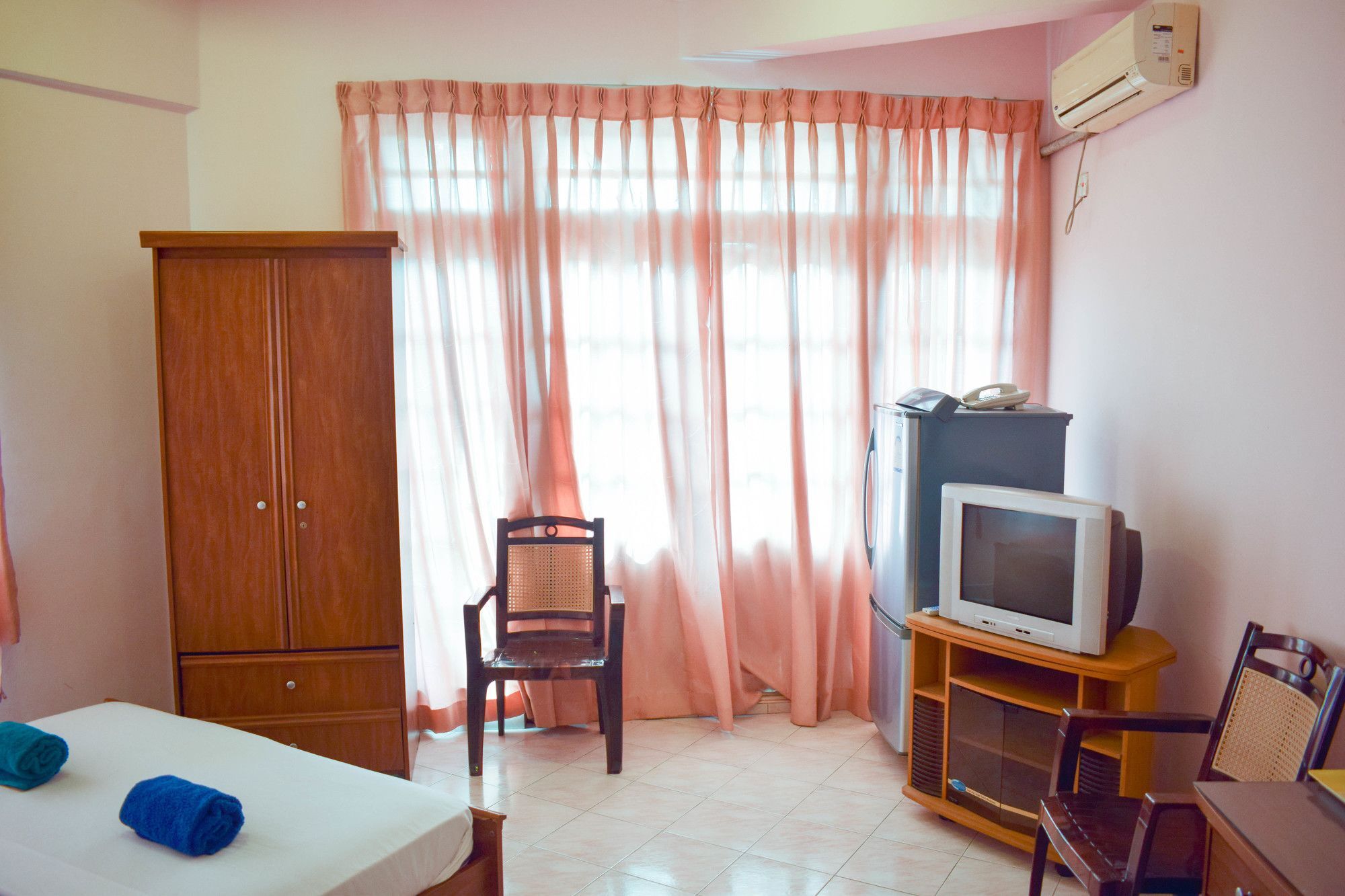 Hotel Red Rose Negombo Zewnętrze zdjęcie