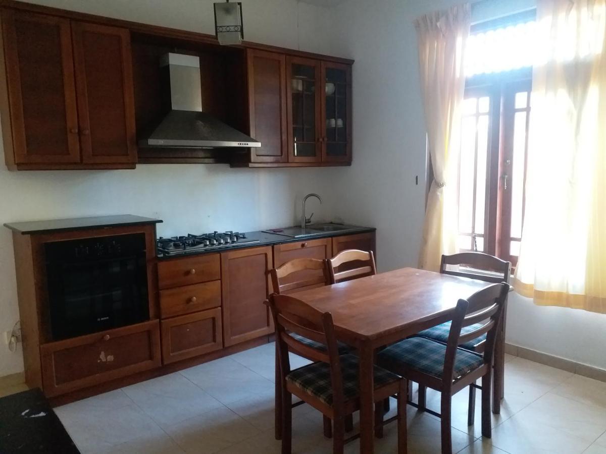 Hotel Red Rose Negombo Zewnętrze zdjęcie
