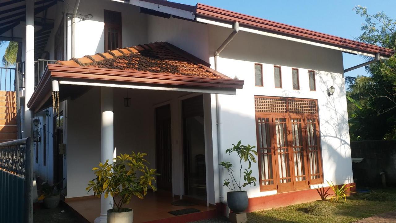 Hotel Red Rose Negombo Zewnętrze zdjęcie