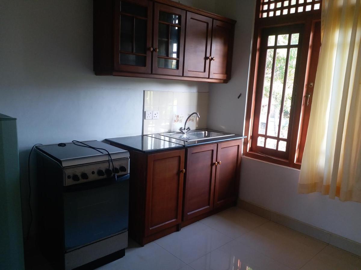 Hotel Red Rose Negombo Zewnętrze zdjęcie