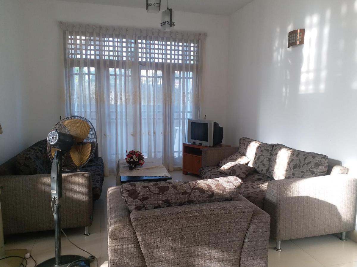Hotel Red Rose Negombo Zewnętrze zdjęcie