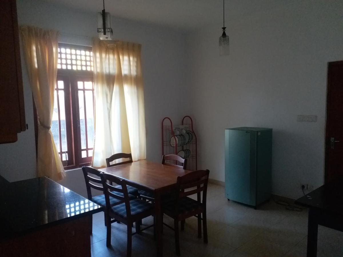 Hotel Red Rose Negombo Zewnętrze zdjęcie